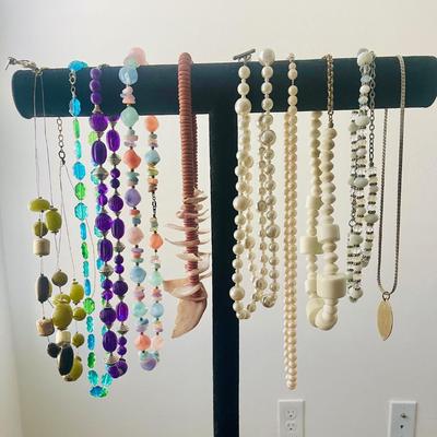 Necklace lot 2