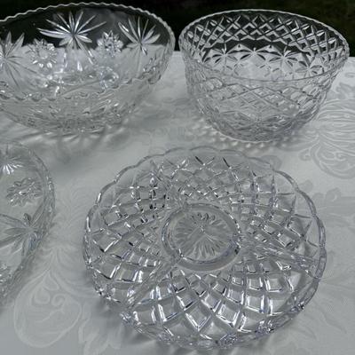 Lot of 5 crystal and glass bowls and platters