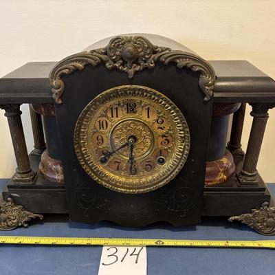 Vintage Antique Mantel Clock