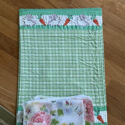 Placemats and floral napkins