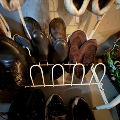 Lot of men’s shoes size 11