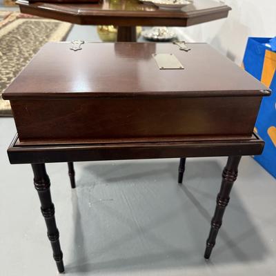 Bombay keepsake box