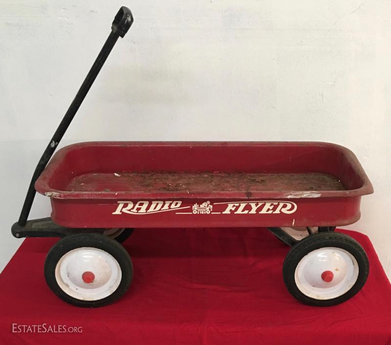 Radio Flyer Red Wagon 3 Foot. | EstateSales.org