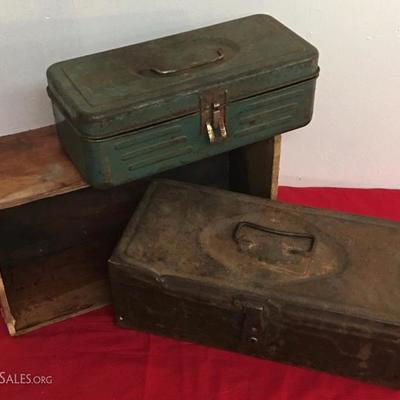 Lot/3 Boxes, Totes Tool Boxes Tackle Rusty Metal 