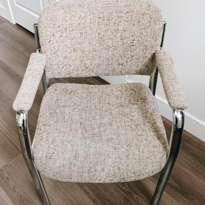SARATOGA SPRINGS PICK UP - Vintage Mid Century 1970’s Natural Flecked Tweed Upholstered Armchair w/Chrome Frame