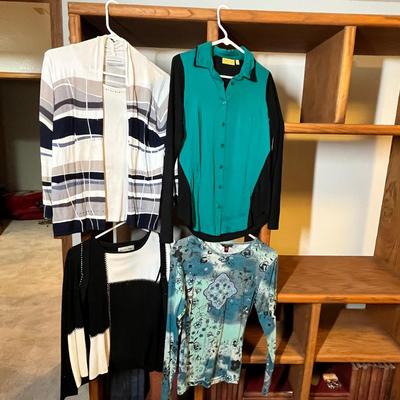 Lot 92 Ladies Tops