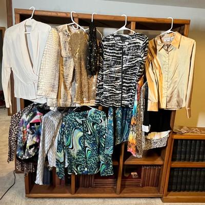 Lot 94 Women's tops