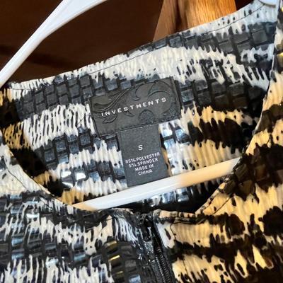 Lot 94 Women's tops