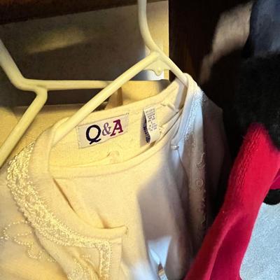 Lot 95 Women's blazers & jackets