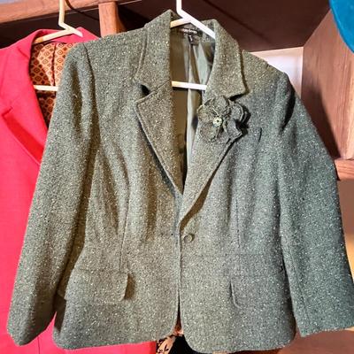 Lot 97 Women's Blazers & jackets