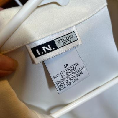 Lot 97 Women's Blazers & jackets