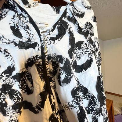 Lot 100 Jean jackets & other