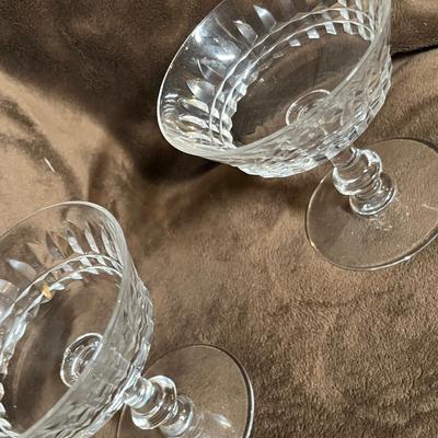 Lot 102 Champagne Stems
