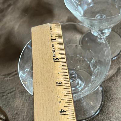 Lot 102 Champagne Stems