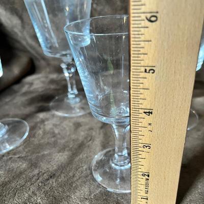 Lot 106 Plain crystal stemware