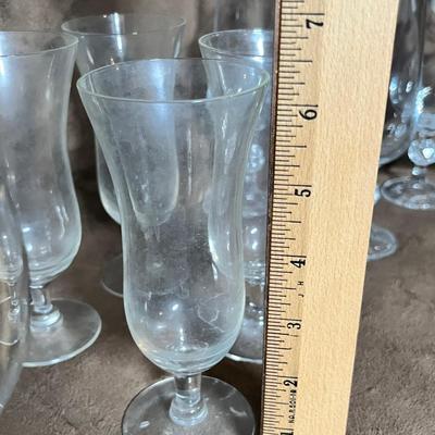 Lot 107 Assorted Crystal & Pink stemware
