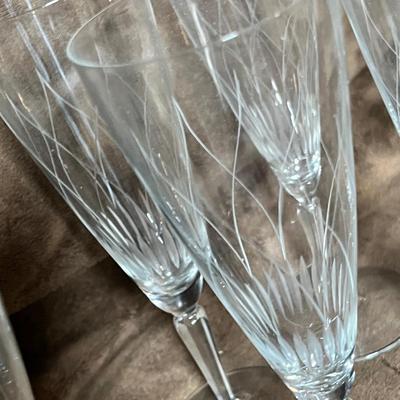 Lot 109 More assorted crystal stemware