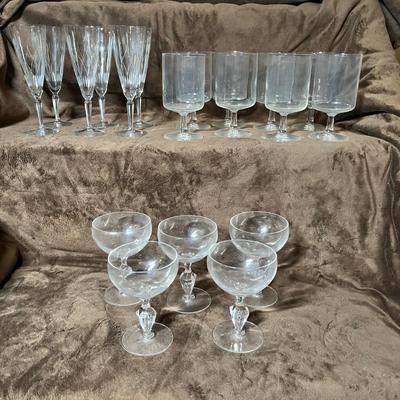 Lot 109 More assorted crystal stemware