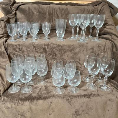 Lot 11 Various sizes of Crystal Stems