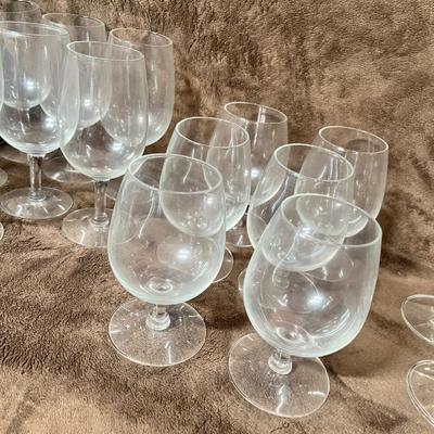 Lot 11 Various sizes of Crystal Stems
