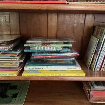 UH1533 Lot of Vintage Little Golden, Wonderbooks, and Rand McNally