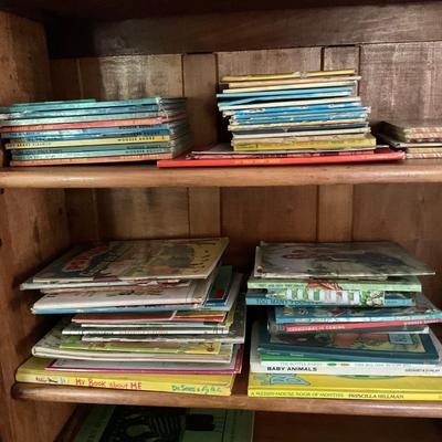 UH1533 Lot of Vintage Little Golden, Wonderbooks, and Rand McNally