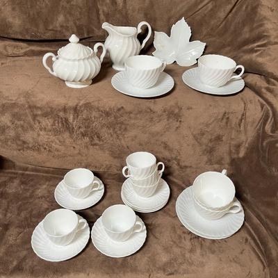Lot 114 White - made in England cream and sugar set with two sizes of tea cups