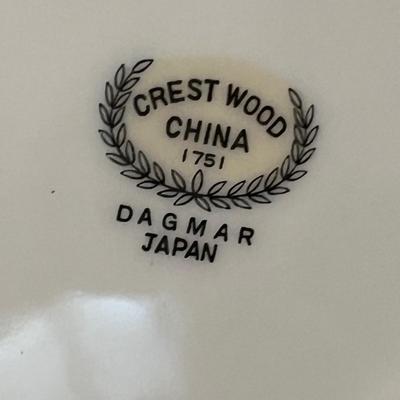 Lot 117 China grouping