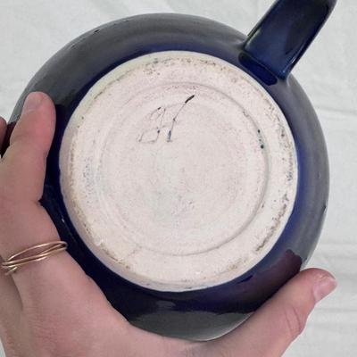 Earth-Toned Pottery (K-DZ)