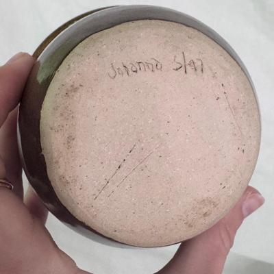 Earth-Toned Pottery (K-DZ)