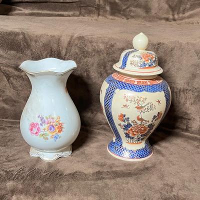 Lot 121 Ginger Jar & Ironstone Vase