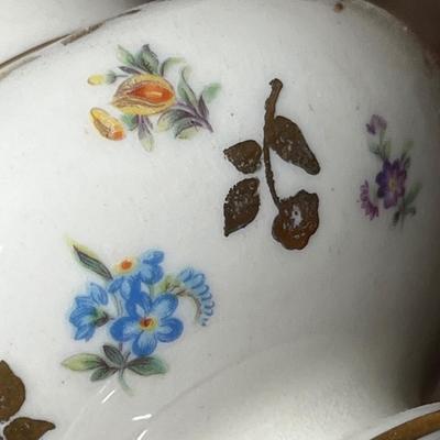Lot 123 Antique Ironstone Vases