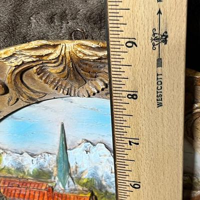 Lot 124 Lot of souveneir china