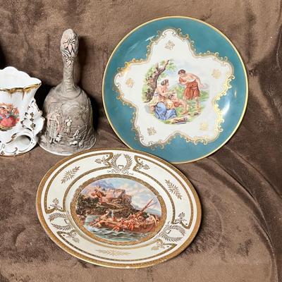 Lot 126 Decorated porcelain w/ people