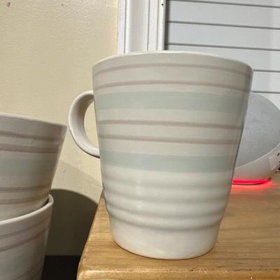 Pfaltzgraff place setting for 4 dishware set