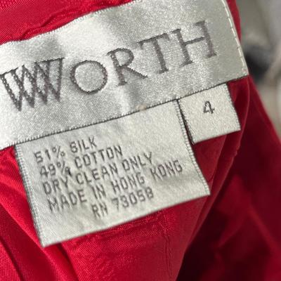 Lot 140 red lot - 3 skirts, 3 pants