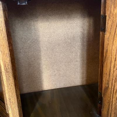 Lighted Display Curio Cabinet