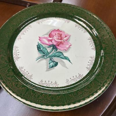 Taylor Smith dish set