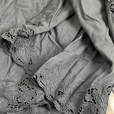 Lot 150 2 palatzo pants, 3 skirts