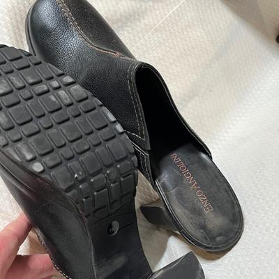 Lot 151 2 dressy sandals, heeled mules