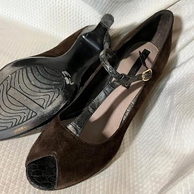 Lot 154 4 pairs of dressy shoes