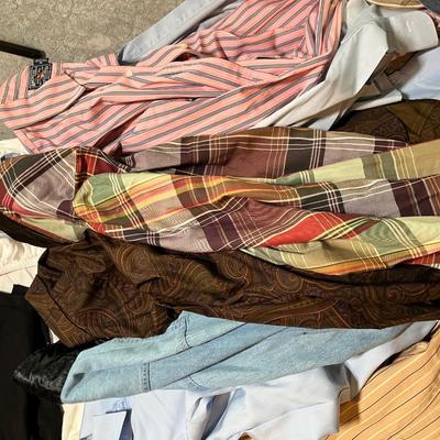 Lot 155 huge lot of collared cotton button up shirts