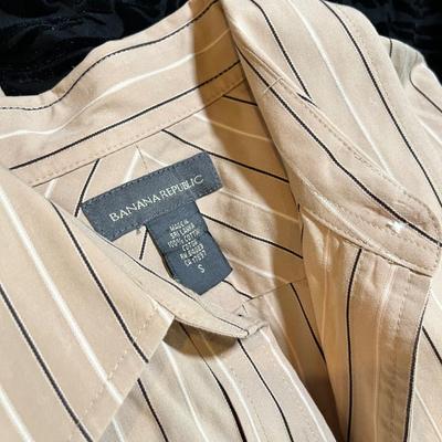 Lot 155 huge lot of collared cotton button up shirts