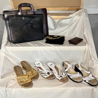 Lot 157 Accessories lot