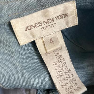 Lot 159 4 pairs of denim - blue, white and yellow