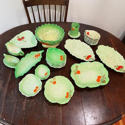 K1553 Vintage Carlton Ware Tomato & Cherry Dishes