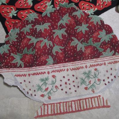 Strawberry Runner & Door Mats (B)