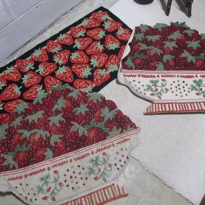 Strawberry Runner & Door Mats (B)