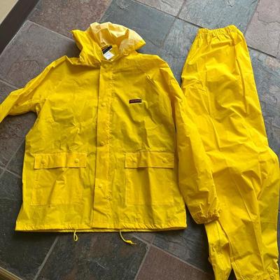 Stearns rain jacket and pants