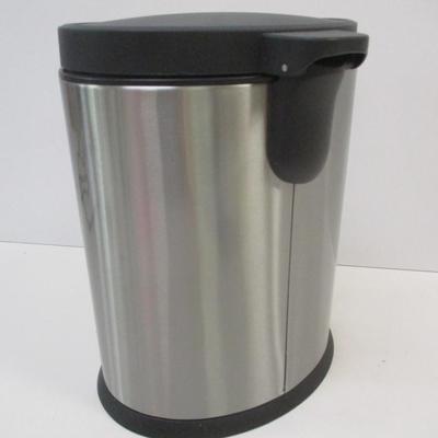 Stainless Steel 1.32 Gallon Oval Step Can